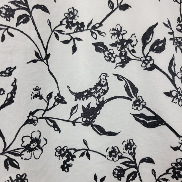 American‎ Eagle Womens Smocked Dress Size Large Puff Sleeve Cottage Birds NWOT - Picture 8 of 16